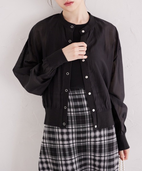 tocco closet(トッコ クローゼット)の「シアーブルゾン風カーディガン(カーディガン/ボレロ・レディース・ブルー/イエロー/オフホワイト/ブラック・M)」の10枚目の写真