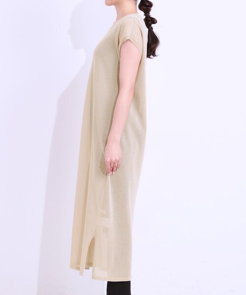 SHOO・LA・RUE（シューラルー）の「【洗える/S-LL】大人のシアーニットワンピース（ワンピース・レディース・ブラック/ベージュ/グリーン系・01/02/03/04）」の17枚目の写真