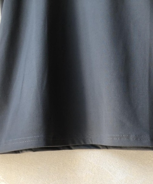maison de LATIR（メゾンドラティール）の「大人かわいいロゴプリント白Tシャツ。 半袖で春夏もカジュアルに着られるロゴトップス（Tシャツ/カットソー・レディース・ホワイト/ブラック/グレー・ONESIZE）」の14枚目の写真