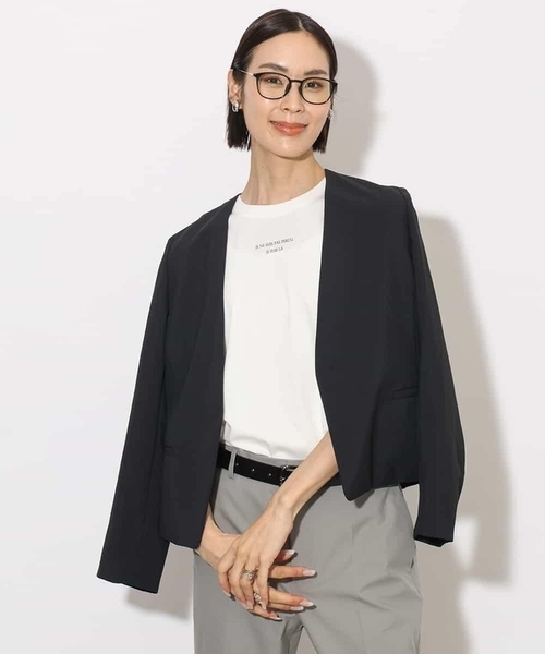 MICHEL KLEIN（ミッシェル・クラン）の「[機能性素材]ドライノーカラージャケット(セットアップ対応)（ノーカラージャケット・レディース・ブラック/ライトグレー・38）」の15枚目の写真