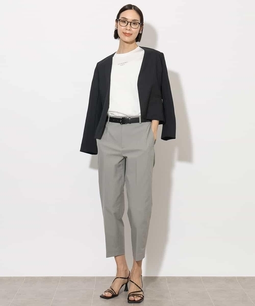 MICHEL KLEIN（ミッシェル・クラン）の「[機能性素材]ドライノーカラージャケット(セットアップ対応)（ノーカラージャケット・レディース・ブラック/ライトグレー・38）」の18枚目の写真