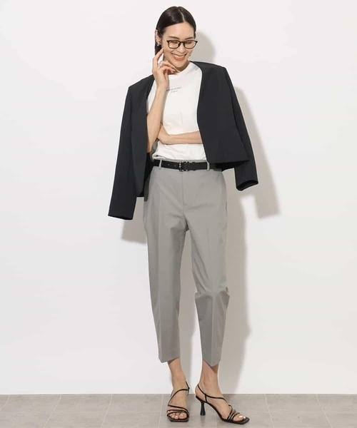 MICHEL KLEIN（ミッシェル・クラン）の「[機能性素材]ドライノーカラージャケット(セットアップ対応)（ノーカラージャケット・レディース・ブラック/ライトグレー・38）」の19枚目の写真
