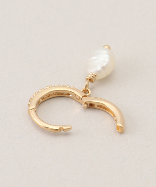 journal standard L'essage（ジャーナルスタンダードレサージュ）の「【NOUVEL AMOUR/ヌーベルアムール】MINI HOOPS PEARL(PAIR)：ピアス（両耳用）（ピアス（両耳用）・レディース・ゴールド・FREE）」の6枚目の写真