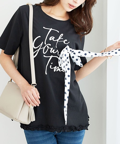 BELLUNA PLUS(ベルーナ)の「リボンモチーフ裾フリルプルオーバー(Tシャツ/カットソー・レディース・フューシャピンク/オフホワイト/ブラック/チャコール・X-LARGE/MEDIUM/LARGE)」の3枚目の写真