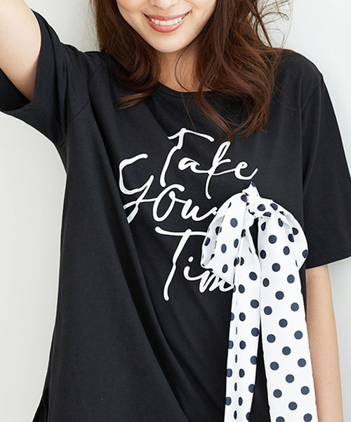 BELLUNA PLUS(ベルーナ)の「リボンモチーフ裾フリルプルオーバー(Tシャツ/カットソー・レディース・フューシャピンク/オフホワイト/ブラック/チャコール・X-LARGE/MEDIUM/LARGE)」の5枚目の写真