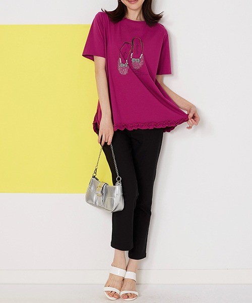 BELLUNA PLUS(ベルーナ)の「リボンモチーフ裾フリルプルオーバー(Tシャツ/カットソー・レディース・フューシャピンク/オフホワイト/ブラック/チャコール・X-LARGE/MEDIUM/LARGE)」の7枚目の写真