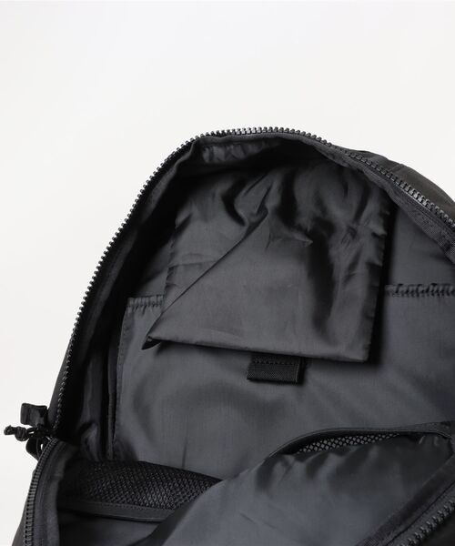 MLB(メジャーリーグベースボール)の「MLB CORDURA ワンポイントロゴリュック2【パドレス】(バックパック/リュック・レディース・ブラック/カーキ・FREE)」の5枚目の写真