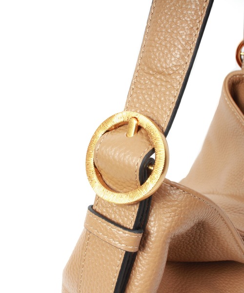 Beau're（ヴュレ）の「BEAURE Design Buckle Bucket ショルダー Bag（ショルダーバッグ・レディース・ブラウン/ブラック/ベージュ/アイボリー・FREE）」の22枚目の写真