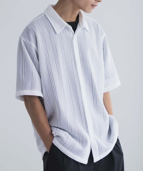 URBAN COLLECTION(アーバンコレクション)の「【URBANCOLLECTION/アーバンコレクション】レースレギュラーシャツ(シャツ/ブラウス・メンズ・ホワイト/ブラック/ライラック・S/M/L/XL)」の1枚目の写真