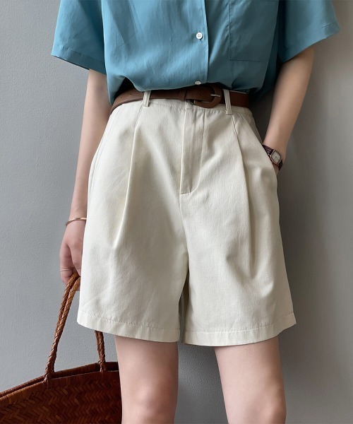 Forcement（フォースメント）の「タックつきハイウエストハーフパンツ ベルト付き（その他パンツ・レディース・ベージュ/ブラック/ホワイト・FREE）」の2枚目の写真
