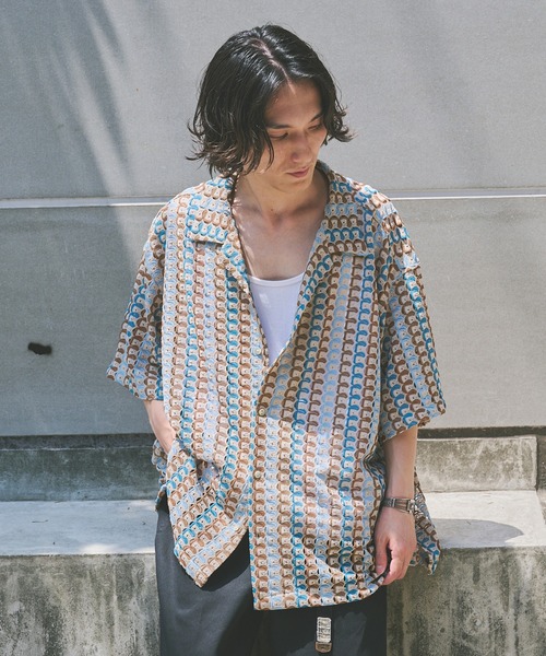 JOURNAL STANDARD(ジャーナルスタンダード)の「アブストラクト レース 半袖 シャツ(シャツ/ブラウス・メンズ・ブラック/ホワイト/ホワイト系その他/ベージュ/ネイビー・MEDIUM/LARGE)」の4枚目の写真