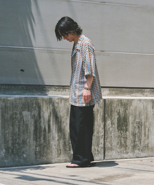 JOURNAL STANDARD(ジャーナルスタンダード)の「アブストラクト レース 半袖 シャツ(シャツ/ブラウス・メンズ・ブラック/ホワイト/ホワイト系その他/ベージュ/ネイビー・MEDIUM/LARGE)」の21枚目の写真