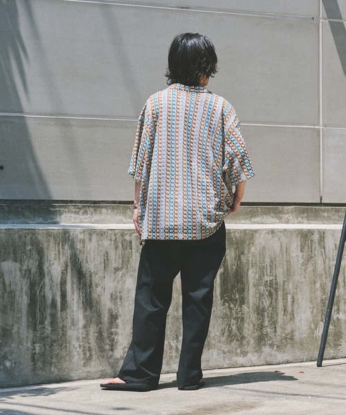 JOURNAL STANDARD(ジャーナルスタンダード)の「アブストラクト レース 半袖 シャツ(シャツ/ブラウス・メンズ・ブラック/ホワイト/ホワイト系その他/ベージュ/ネイビー・MEDIUM/LARGE)」の22枚目の写真