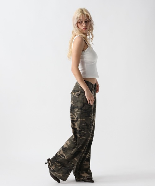 FOREVER 21（フォーエバー トゥエンティーワン）の「【2025SS】スタッズタンク（タンクトップ・レディース・ブラウン/オフホワイト/ブラック・FREE）」の12枚目の写真