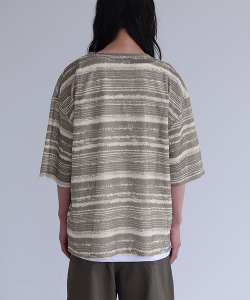 MDR(エムディアール)の「ペイントボーダー柄メッシュ半袖Tシャツ(Tシャツ/カットソー・メンズ・グレイッシュベージュ/ブラック・L/M)」の22枚目の写真