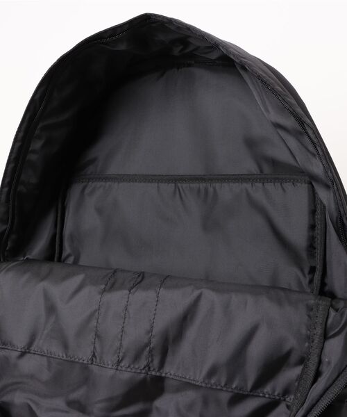 Dickies（ディッキーズ）の「【Dickies】DK PADDED MP BACKPACK / ディッキーズ マルチポケット シャイニー バックパック 25L（バックパック/リュック・メンズ・ブラック/アイボリー/カーキ/チャコールグレー・FREE）」の7枚目の写真