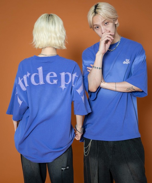 LTR DEPTH（レイターデプス）の「LTR DEPTH/バックスタッズグラフィックT（Tシャツ/カットソー・メンズ・パープル/ベージュ/ブラック・MEDIUM/LARGE）」の9枚目の写真