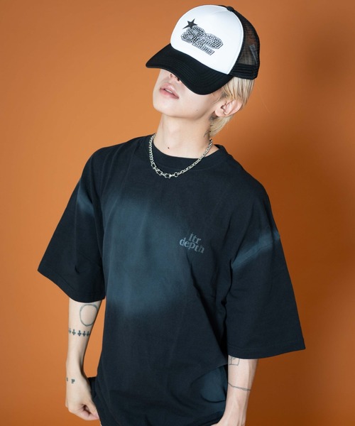 LTR DEPTH（レイターデプス）の「LTR DEPTH/バックスタッズグラフィックT（Tシャツ/カットソー・メンズ・パープル/ベージュ/ブラック・MEDIUM/LARGE）」の20枚目の写真