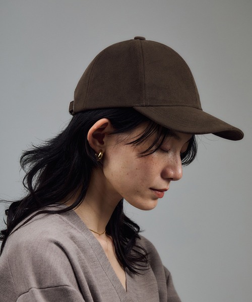 SALON adam et rope'（サロン アダム エ ロペ）の「Ultrasuede(R) cap / キャップ（キャップ・レディース・ベージュ/ダークブラウン・FREE）」の2枚目の写真