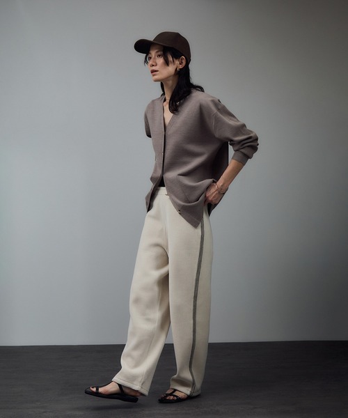 SALON adam et rope'（サロン アダム エ ロペ）の「Ultrasuede(R) cap / キャップ（キャップ・レディース・ベージュ/ダークブラウン・FREE）」の9枚目の写真