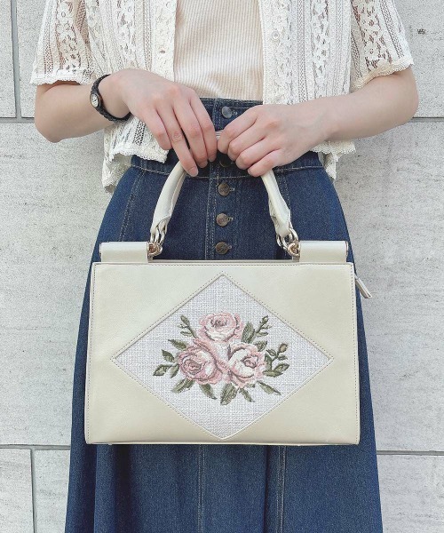 ローズ刺繍トートバッグ/ an another angelus an another angelus（アンアナザーアンジェラス）の「ローズ刺繍