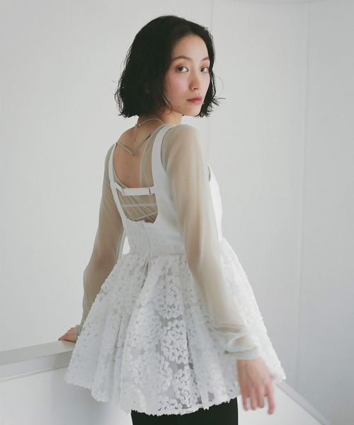 EIMY ISTOIRE（エイミーイストワール）の「ボリュームペプラムトップス（その他トップス・レディース・ホワイト/ブラック・F）」の5枚目の写真