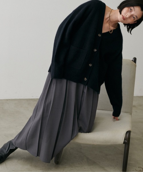 LARUTA(ラルータ)の「【LARUTA】ワイドプリーツスカート(スカート・レディース・モカ/ブラック/チャコールグレー・MEDIUM)」の12枚目の写真