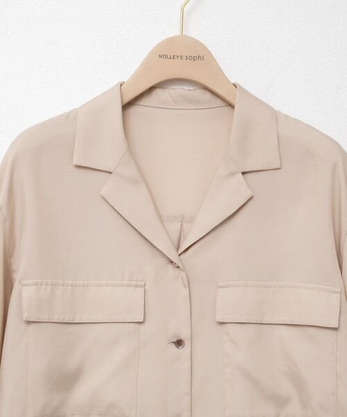 NOLLEY’S Sophi(ノーリーズソフィ)の「《セットアップ対応》ウォッシャブルフィブリルサテンオープンカラーシャツ(シャツ/ブラウス・レディース・ベージュ/ブラウン・38)」の7枚目の写真