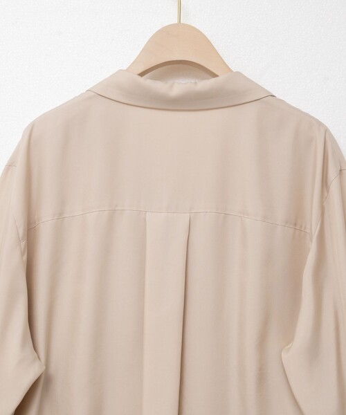 NOLLEY’S Sophi(ノーリーズソフィ)の「《セットアップ対応》ウォッシャブルフィブリルサテンオープンカラーシャツ(シャツ/ブラウス・レディース・ベージュ/ブラウン・38)」の13枚目の写真