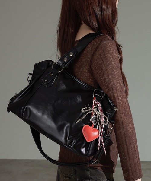 apres jour mignon（アプレジュールミニョン）の「【apresjour mignon×ARIAZ】2wayスタッズスクエアバッグ（ハンドバッグ・レディース・ブラック/ダークブラウン・ONESIZE）」の10枚目の写真