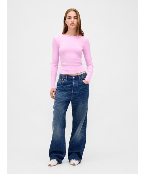 GAP(ギャップ)の「モダンリブ クロップド クルーネックtシャツ(長袖)(Tシャツ/カットソー・レディース・ピンク/ワイン/ネイビー/ブラック/ライトブルー/グレー/グリーン/ホワイト・M/XS/XXS/S/XL/L)」の16枚目の写真