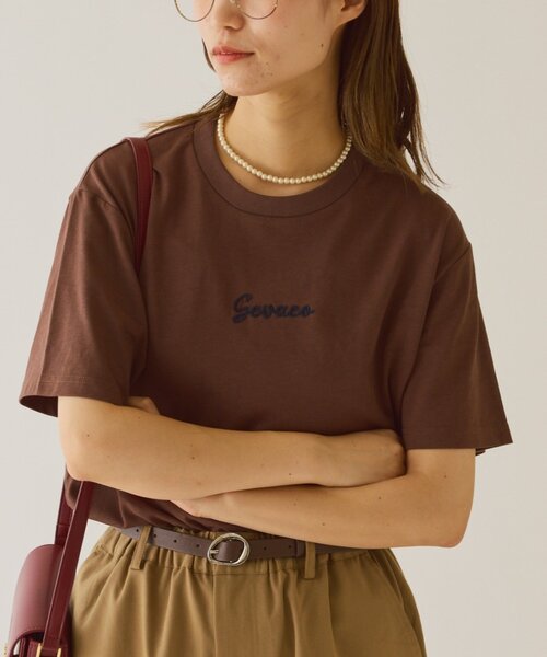 GEVACO(ゲバコ)の「【GEVACO】ワンポイントロゴチェーン刺繍半袖Tシャツ(Tシャツ/カットソー・レディース・ホワイト/レッド/ブラウン・SMALL/LARGE/MEDIUM)」の19枚目の写真