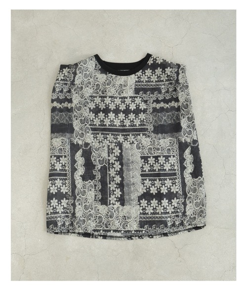 cawaii（カワイイ）の「肩パッド入り版画アートのシアーカットソートップス（Tシャツ/カットソー・レディース・ネイビー・FREE）」の6枚目の写真