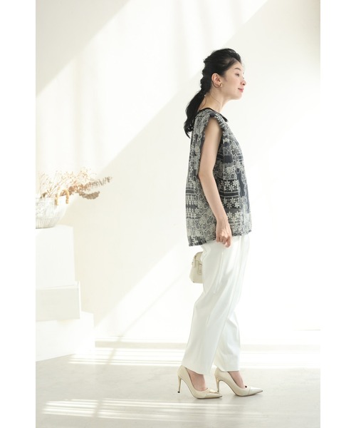 cawaii（カワイイ）の「肩パッド入り版画アートのシアーカットソートップス（Tシャツ/カットソー・レディース・ネイビー・FREE）」の13枚目の写真