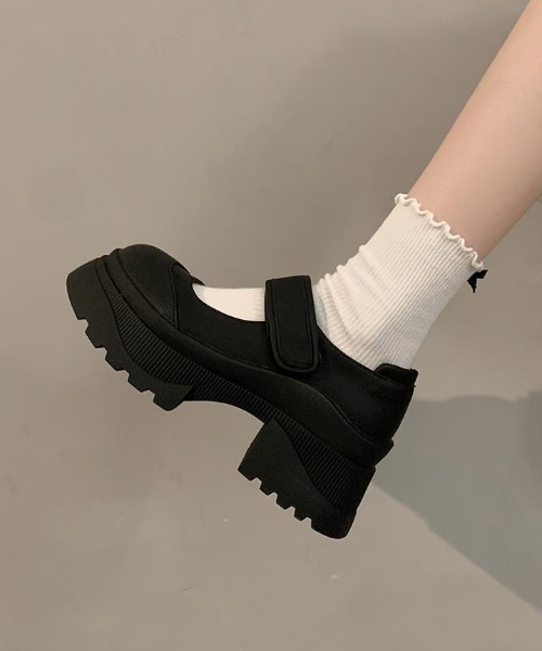 yuue' ( wear )(ユーイ)の「厚底トラックソールメリージェーンパンプス(パンプス・レディース・ブラック・23.5cm/24.5cm)」の9枚目の写真