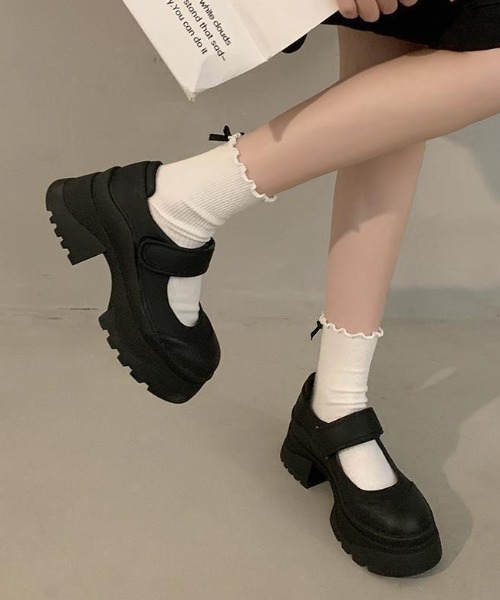 yuue' ( wear )(ユーイ)の「厚底トラックソールメリージェーンパンプス(パンプス・レディース・ブラック・23.5cm/24.5cm)」の10枚目の写真