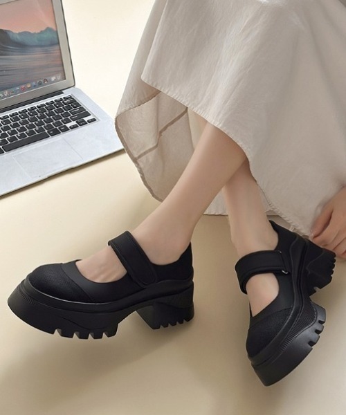 yuue' ( wear )(ユーイ)の「厚底トラックソールメリージェーンパンプス(パンプス・レディース・ブラック・23.5cm/24.5cm)」の12枚目の写真