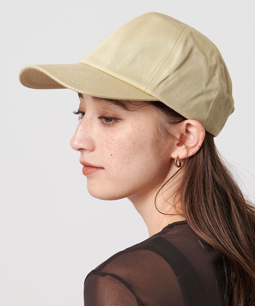 UNITED ARROWS(ユナイテッドアローズ)の「エンブロイダリー キャップ(キャップ・レディース・ブラック/ダークブラウン/ベージュ・FREE)」の5枚目の写真