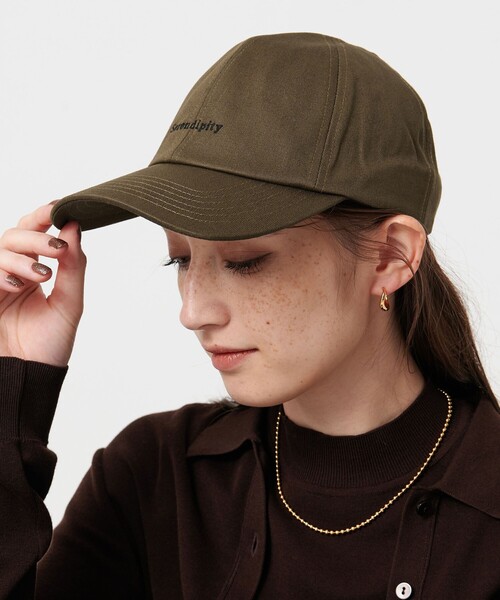 UNITED ARROWS(ユナイテッドアローズ)の「エンブロイダリー キャップ(キャップ・レディース・ブラック/ダークブラウン/ベージュ・FREE)」の6枚目の写真