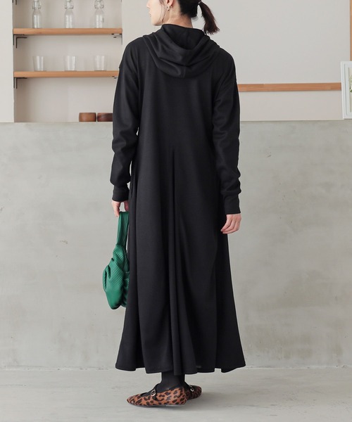 n'OrLABEL（ノアールレーベル）の「【吸水速乾・イージーケア】ワッフルフードワンピース（ワンピース・レディース・ブルー/ブラック・2/1）」の7枚目の写真