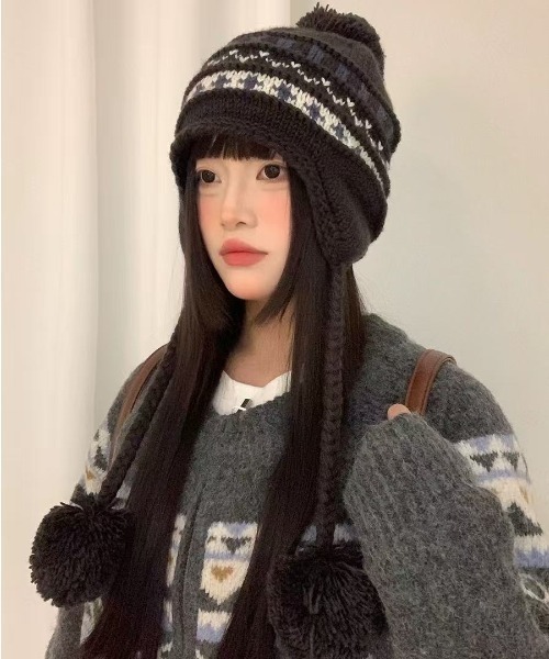 AsRiRe（アスリレイ）の「25aw ノルディック柄　ポンポンニットイヤーキャップ（ニットキャップ/ビーニー・レディース・ブラック/ホワイト/ブラウン・M）」の8枚目の写真