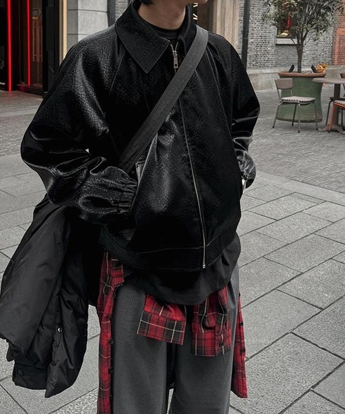 ASCLO(エジュクロ)の「ASCLO/スネイクレザージャケット(ブルゾン・メンズ・ブラック・FREE)」の18枚目の写真