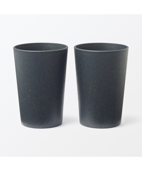 無印良品(ムジルシリョウヒン)の「レンジで使える ヤシの端材を使った カップ 2個組(食器・メンズ・ブラック・FREE)」の2枚目の写真