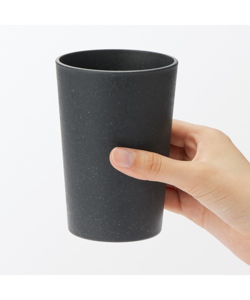 無印良品(ムジルシリョウヒン)の「レンジで使える ヤシの端材を使った カップ 2個組(食器・メンズ・ブラック・FREE)」の5枚目の写真