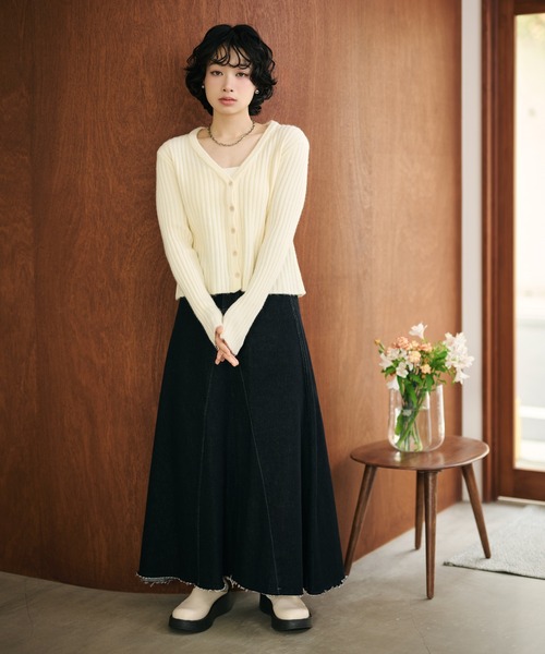 LAULEN(ローレン)の「back tag lib knit cardigan /バックタグリブニットカーディガン(カーディガン/ボレロ・レディース・グリーン/アイボリー/グレー・FREE)」の8枚目の写真