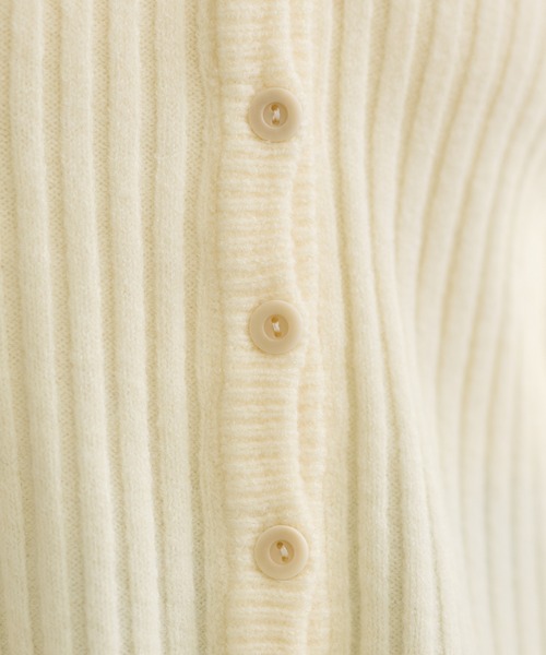 LAULEN(ローレン)の「back tag lib knit cardigan /バックタグリブニットカーディガン(カーディガン/ボレロ・レディース・グリーン/アイボリー/グレー・FREE)」の15枚目の写真