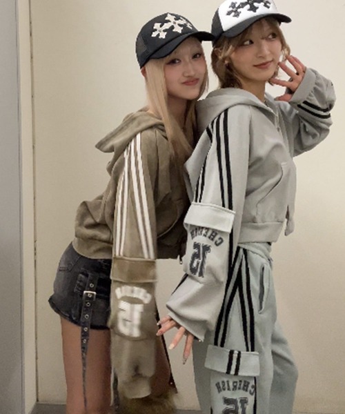 .KOM(ドットコム)の「A'GEM/9 × .kom 『.KOM/ドットケーオーエム』 Washed Side Line Zip-Up Sweat Hoodie/ウォッシュ加工 サイドライン ジップアップスウェットパーカー(パーカー・レディース・ブラック/グレー/ベージュ・FREE)」の18枚目の写真