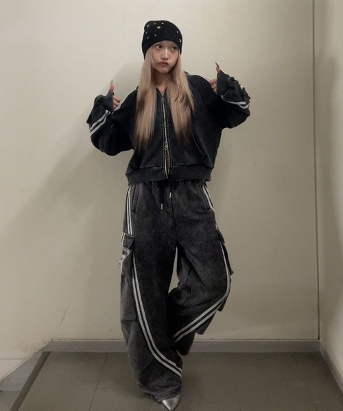 .KOM(ドットコム)の「A'GEM/9 × .kom 『.KOM/ドットケーオーエム』 Washed Side Line Zip-Up Sweat Hoodie/ウォッシュ加工 サイドライン ジップアップスウェットパーカー(パーカー・レディース・ブラック/グレー/ベージュ・FREE)」の14枚目の写真