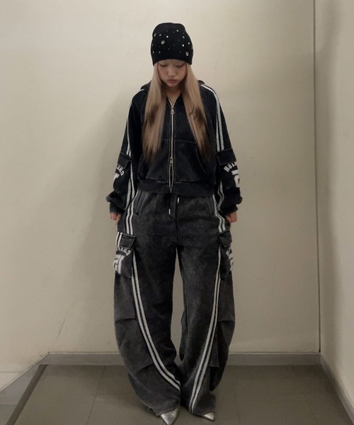 .KOM(ドットコム)の「A'GEM/9 × .kom 『.KOM/ドットケーオーエム』 Washed Side Line Zip-Up Sweat Hoodie/ウォッシュ加工 サイドライン ジップアップスウェットパーカー(パーカー・レディース・ブラック/グレー/ベージュ・FREE)」の16枚目の写真