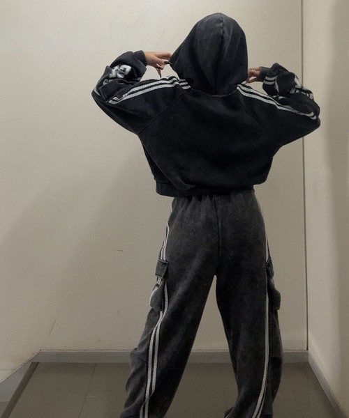 .KOM(ドットコム)の「A'GEM/9 × .kom 『.KOM/ドットケーオーエム』 Washed Side Line Zip-Up Sweat Hoodie/ウォッシュ加工 サイドライン ジップアップスウェットパーカー(パーカー・レディース・ブラック/グレー/ベージュ・FREE)」の17枚目の写真